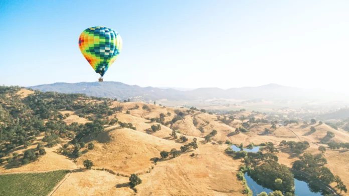 Luftballong over Napa Valley i USA